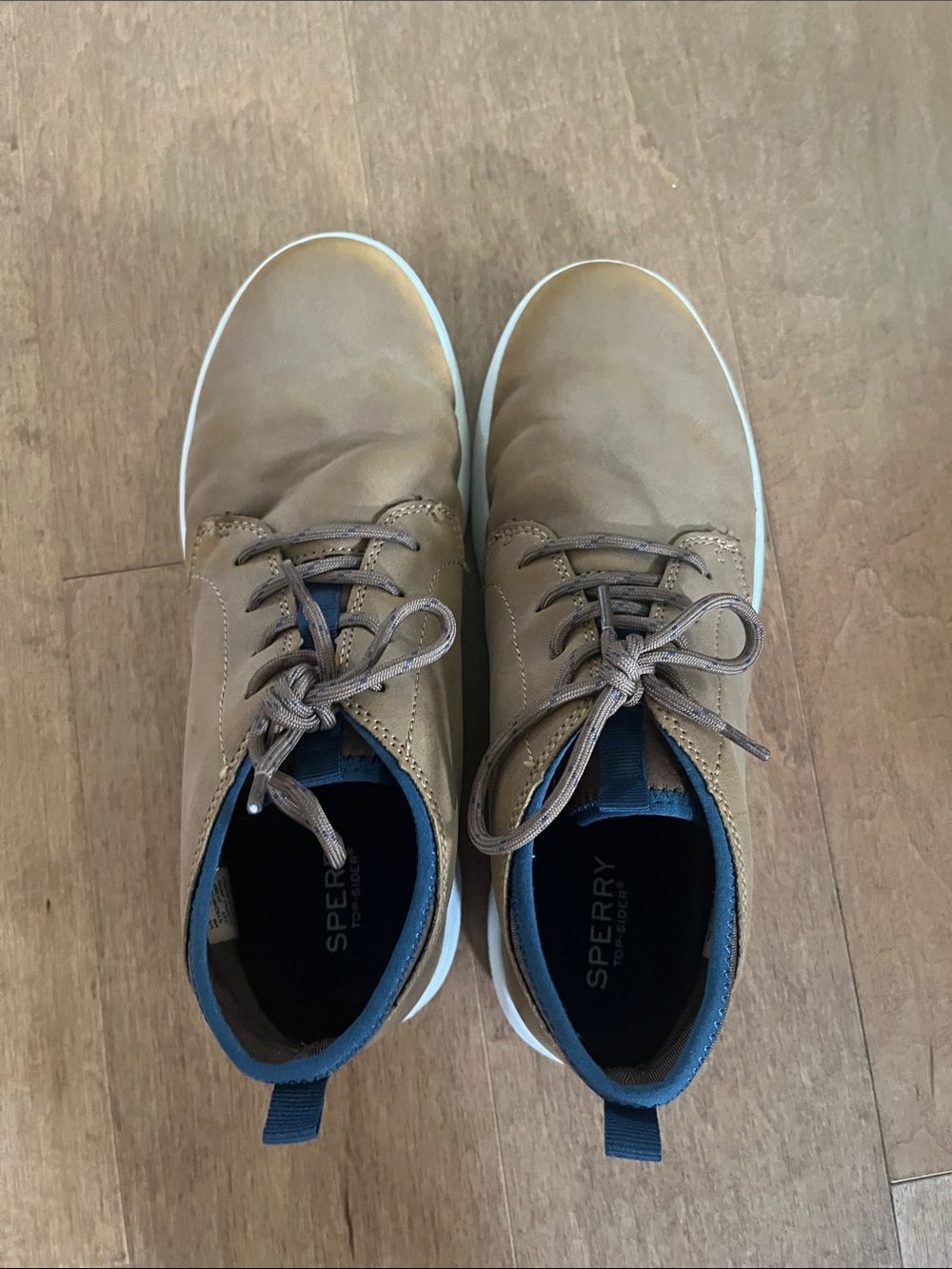 Sperry Men’s Tan Casual Lace-Up Sneakers